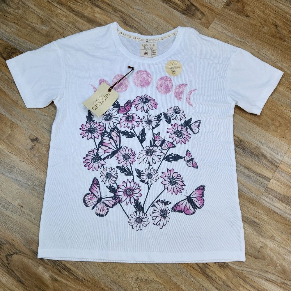 🔹️NWT Recycled Threads White w/Floral & Butterfly Print Short Sleeve Top Medium